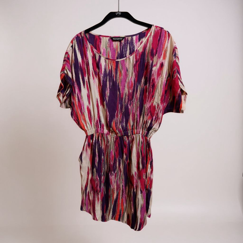 Express Silk Feel Abstract Print Dress with Pockets
